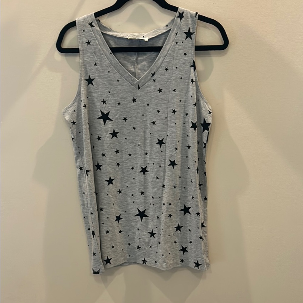 Zenana Outfitters Gray Star Print Tank Top